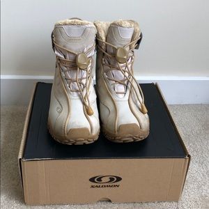 Salomon beige/tan winter shoes